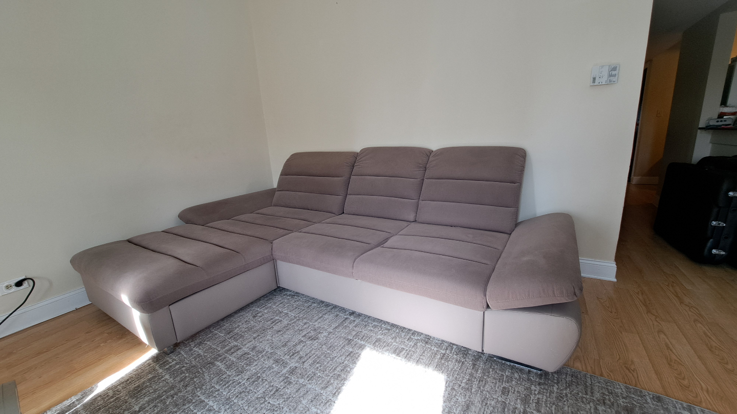 Couch / Sofa - Wide Sleeper Sectional with Storage