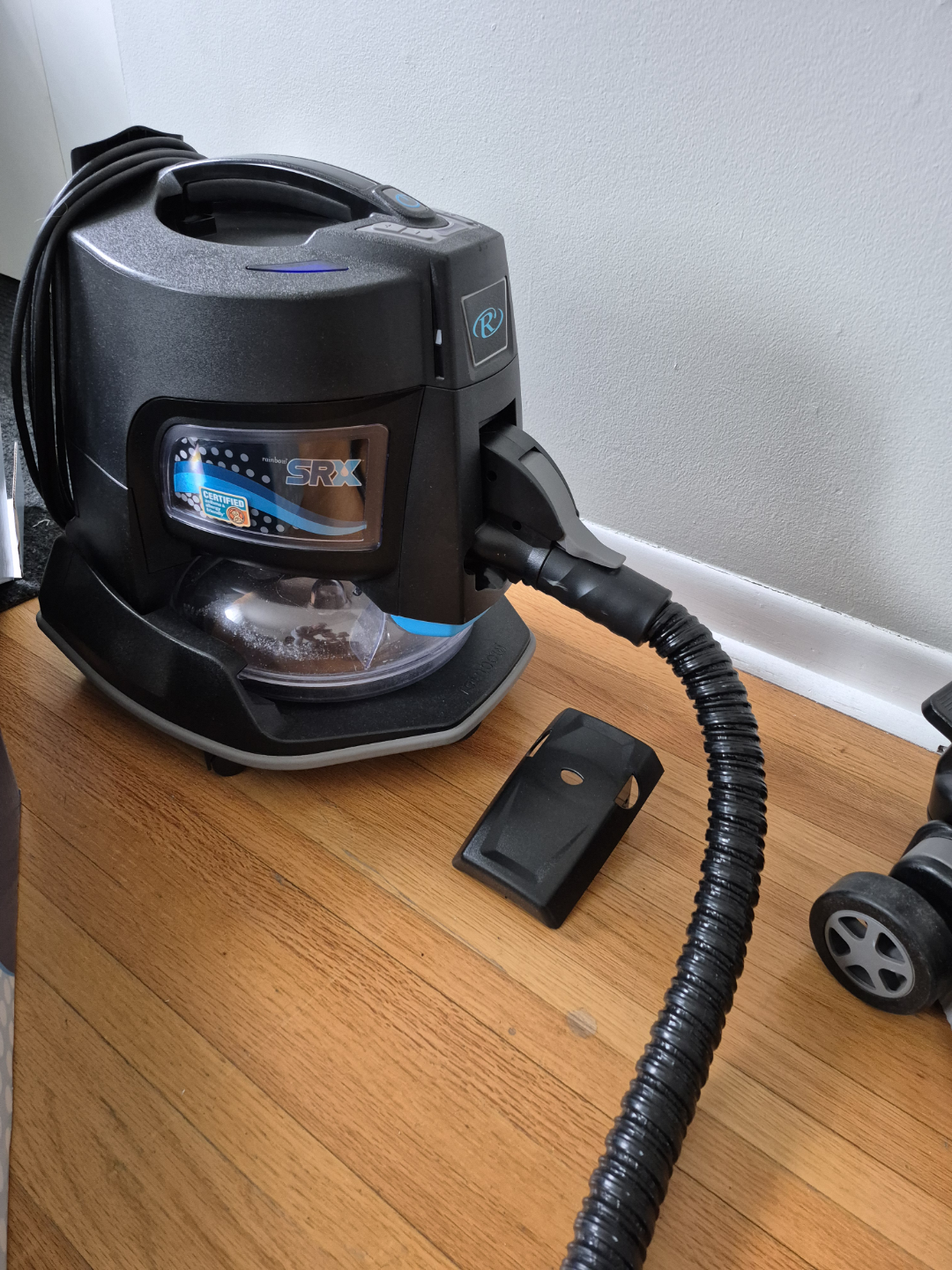 Rainbow SRX Vacuum Cleaner with Attachments - photo 2