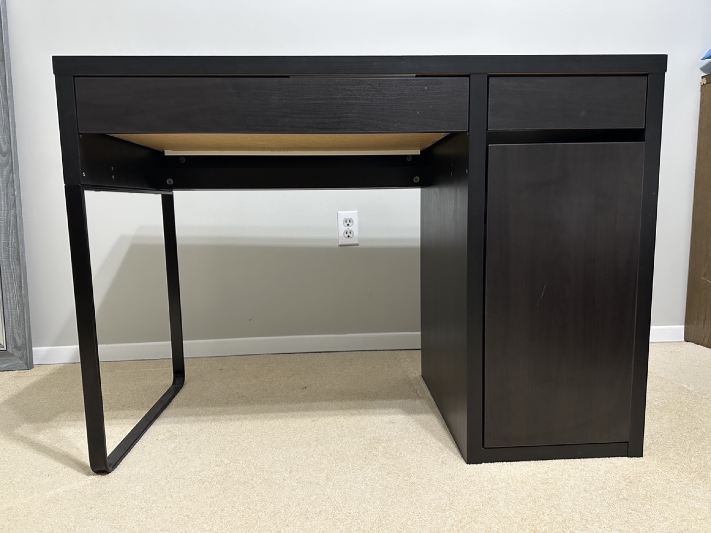IKEA MICKE Desk - Black-Brown