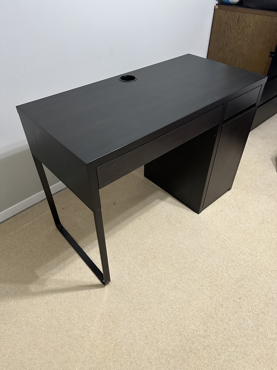 IKEA MICKE Desk - Black-Brown - photo 3