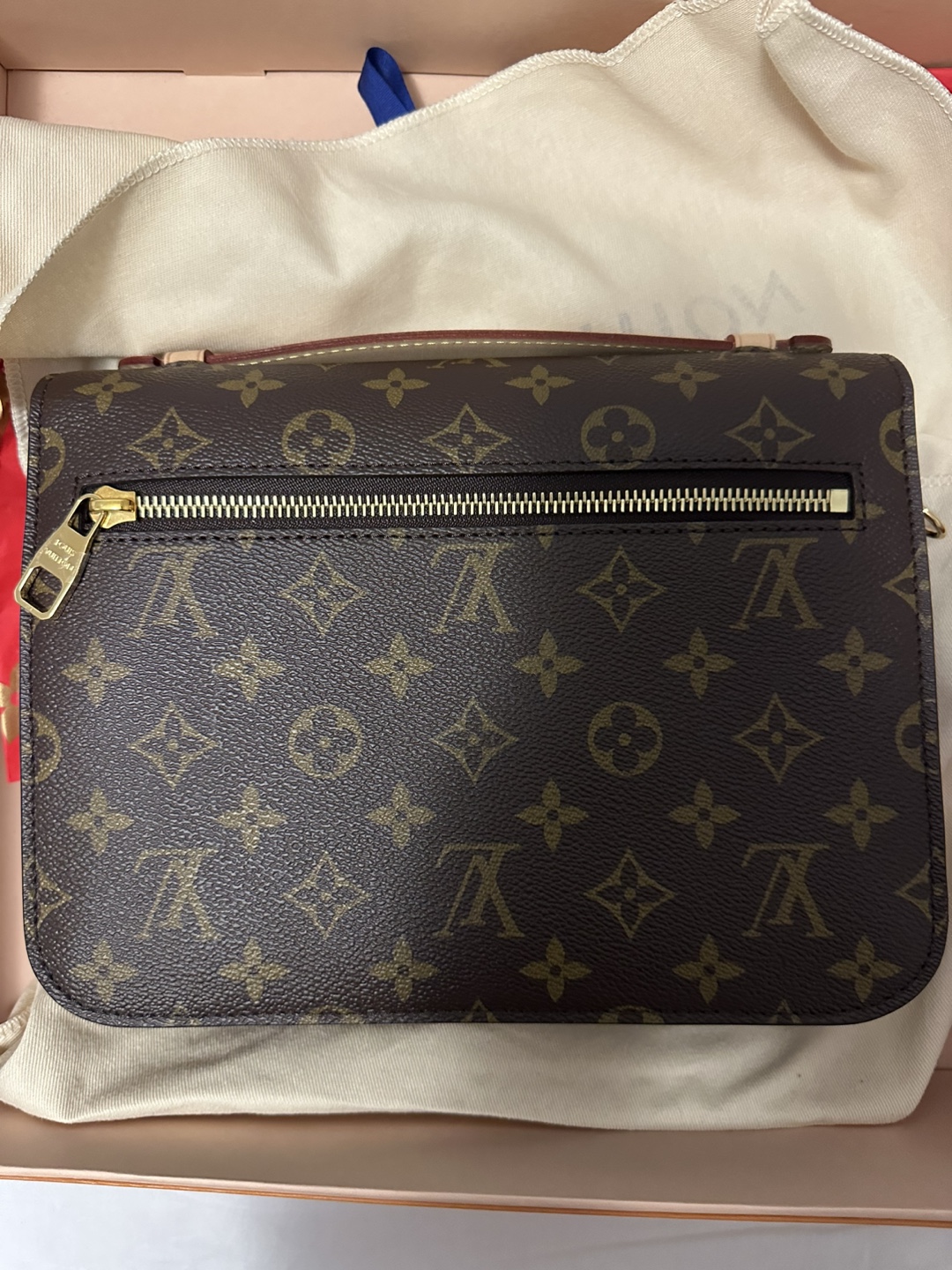 Louis Vuitton Pochette Metis Monogram - photo 5