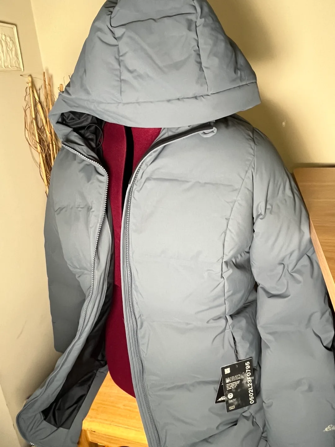 Eddie Bauer Glacier Peak Sea Down Puffer Jacket - Size XL image indicator(2)