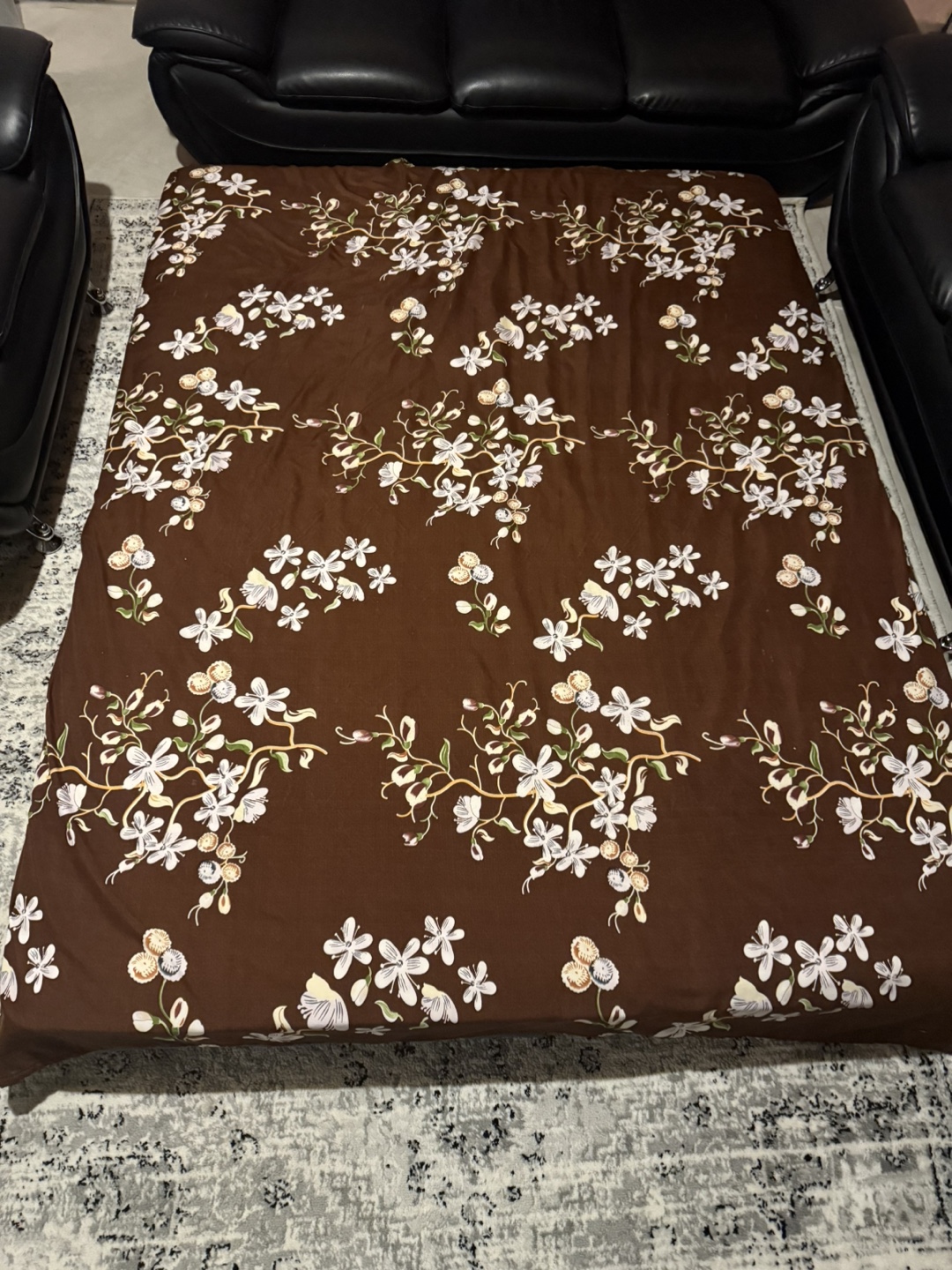 Sofa set, queen mattress, coffee table and tv table - photo 3
