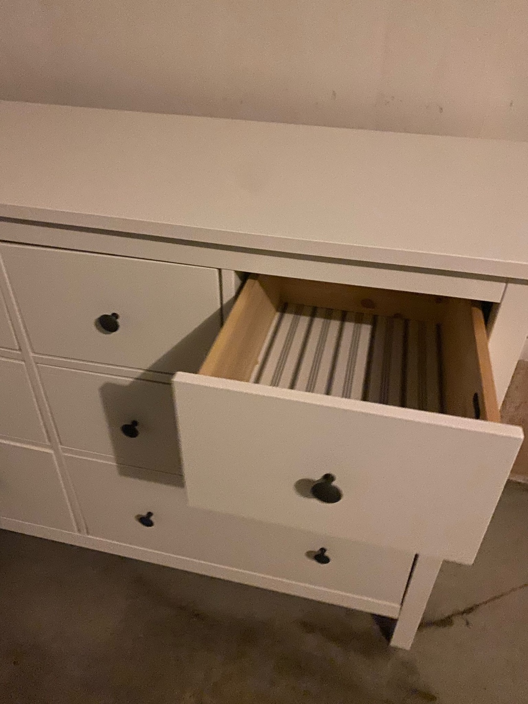 IKEA MALM 8-Drawer Dresser - White