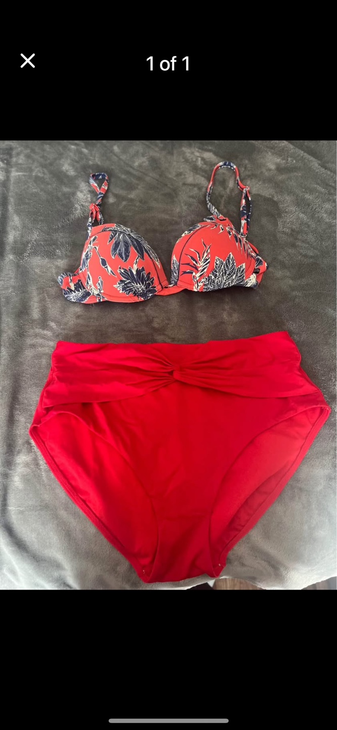 Red Floral Bikini Set 🏆