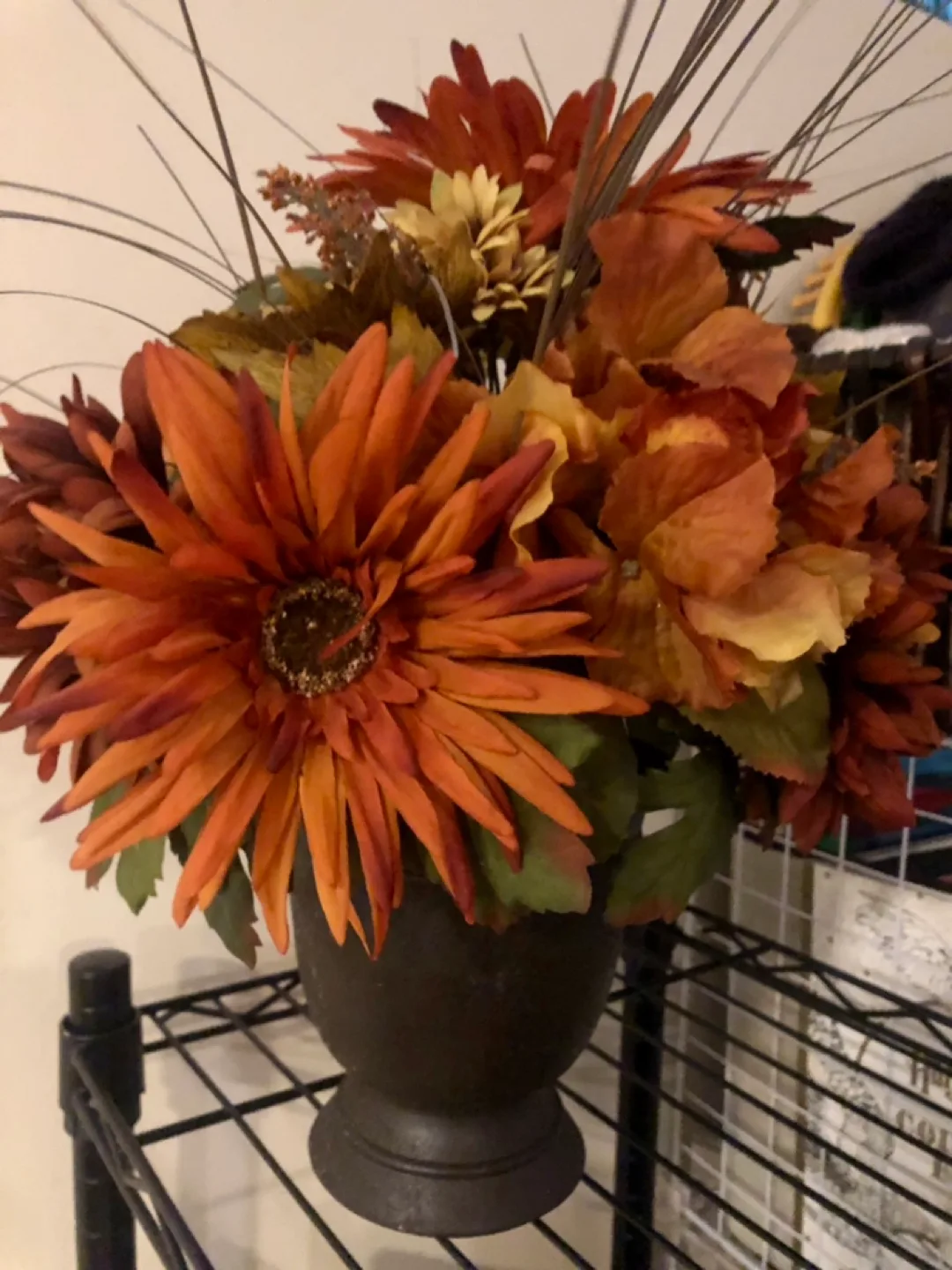 Autumnal Artificial Flower Arrangement image indicator(3)