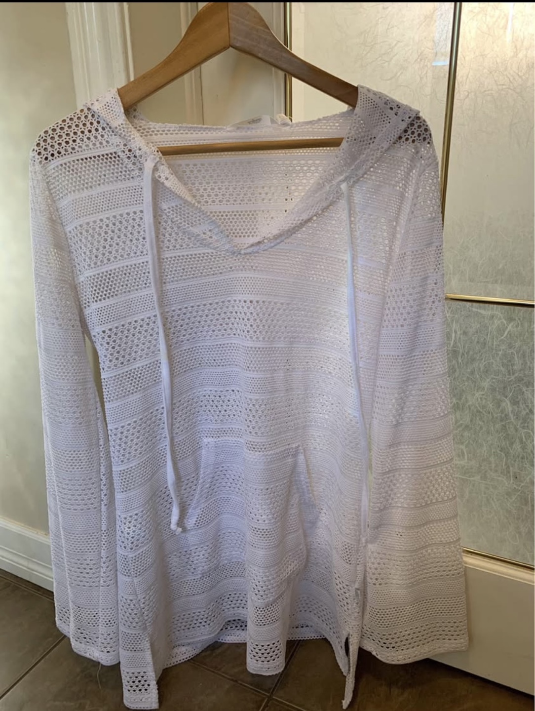 🏆 La Vie En Rose Hooded Beach Coverup