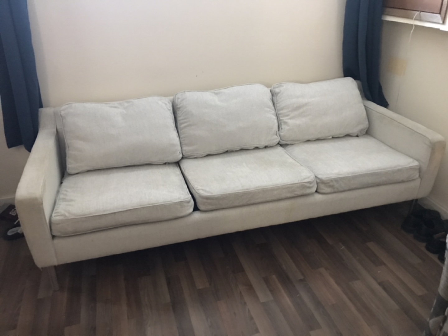 EQ3 Couch - photo 2