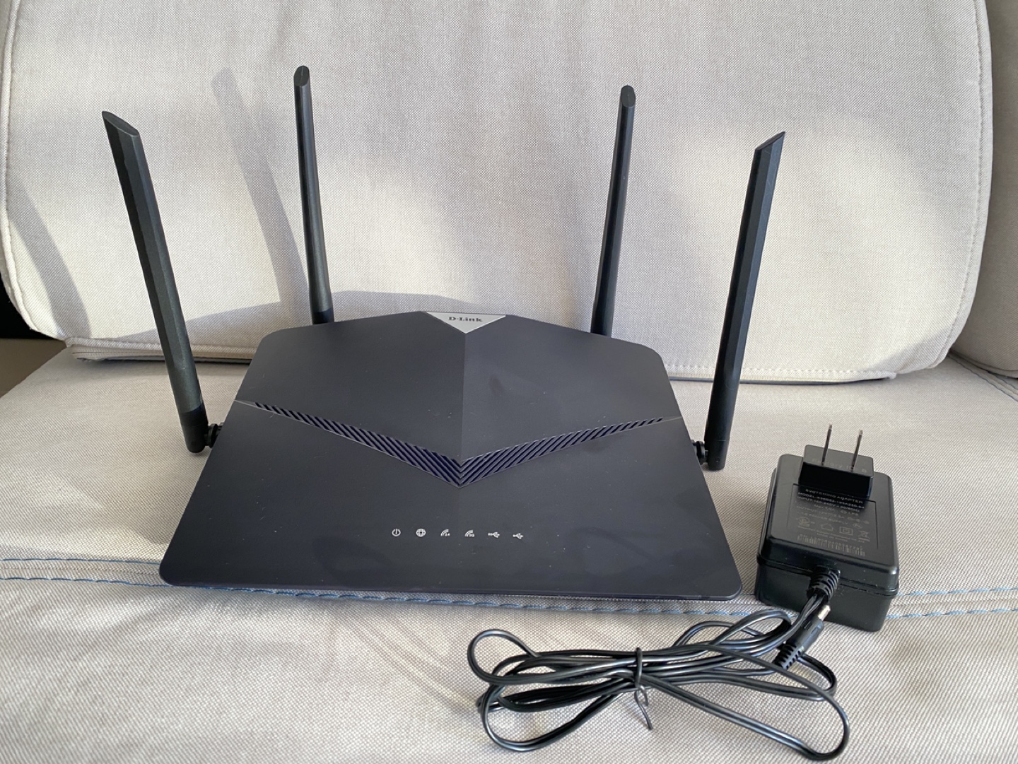 D-Link DIR-2640 wireless router