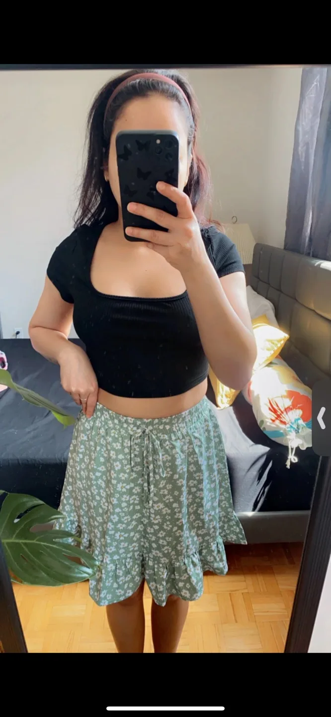 Floral Mini Skirt & Tshirt Set image indicator(2)