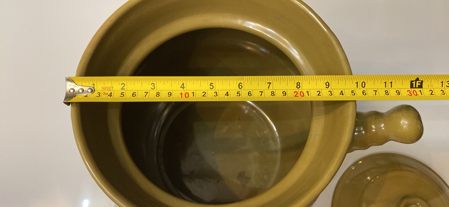Large Clay Pot with Lid and Handle - photo 3