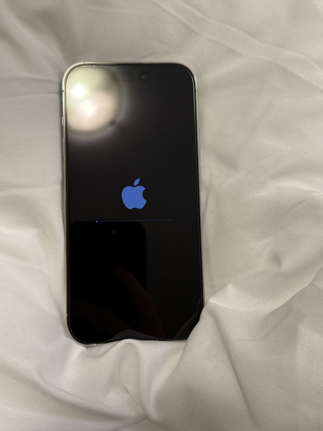 iPhone 14 Pro - Silver 256GB - Mint Condition - photo 3