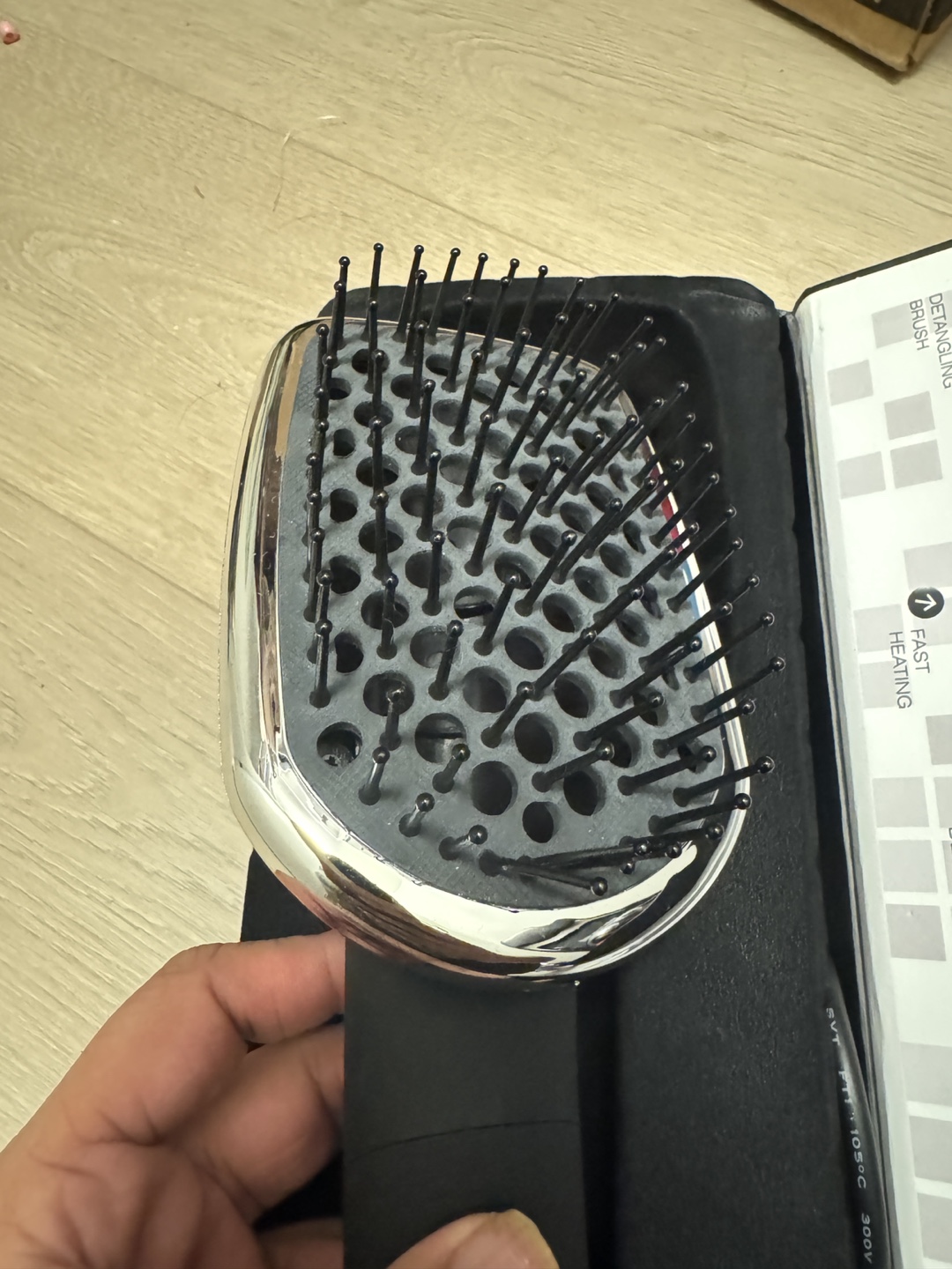 Brionic 2-in-1 Blower Brush Hair Dryer & Styler - photo 2
