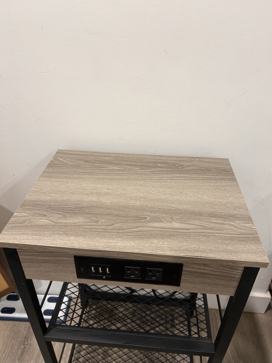 Modern Charging Side Table with Two Shelves - photo 3