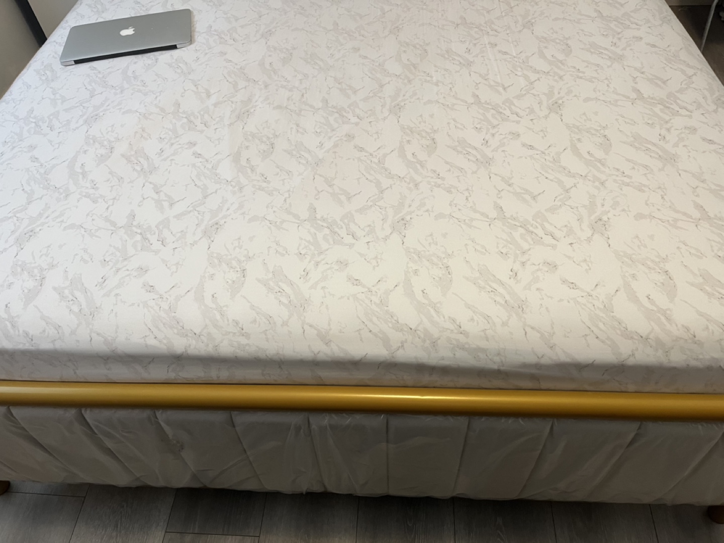 Queen Size Metal Bed Frame - photo 4