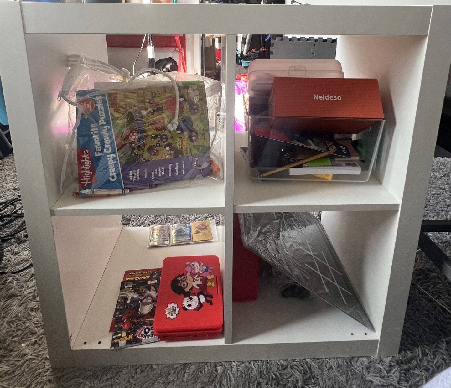 White 4-Cube Shelving Unit