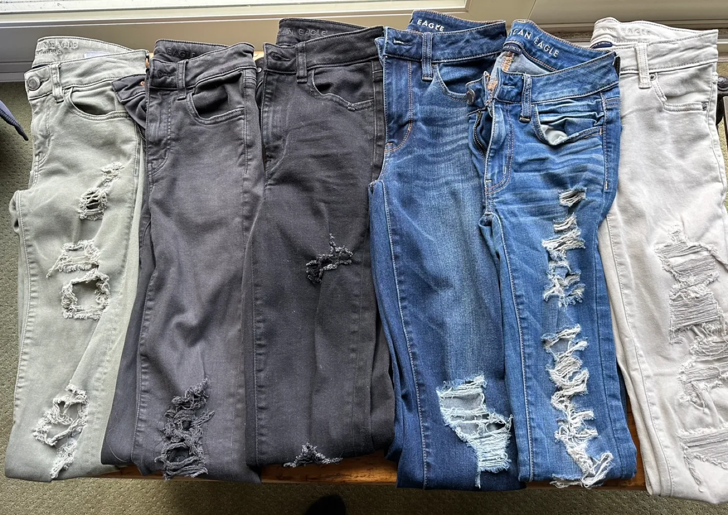 Bundle of six American Eagle distressed jeans image indicator(3)