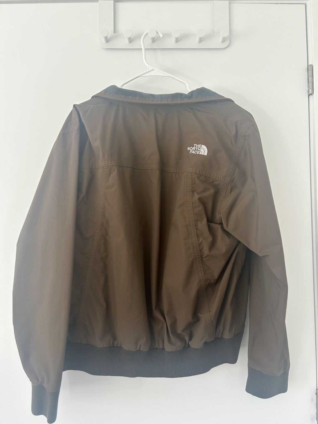 The North Face Men's Bomber Jacket - Size L/G - photo 2