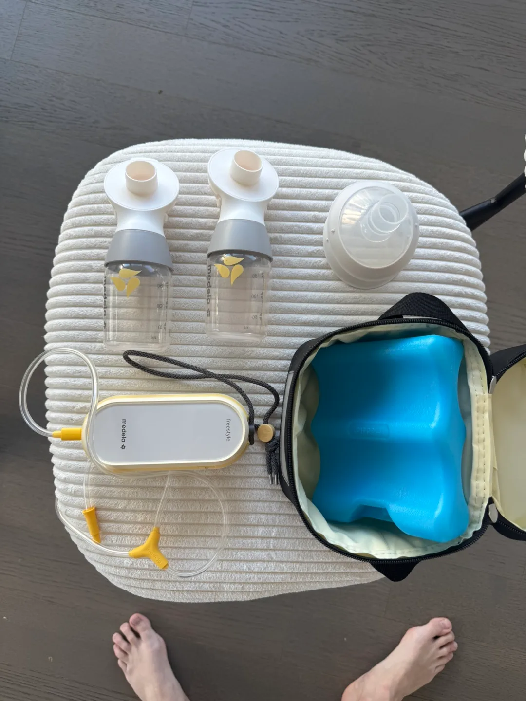 Medela Freestyle pump thumbnail
