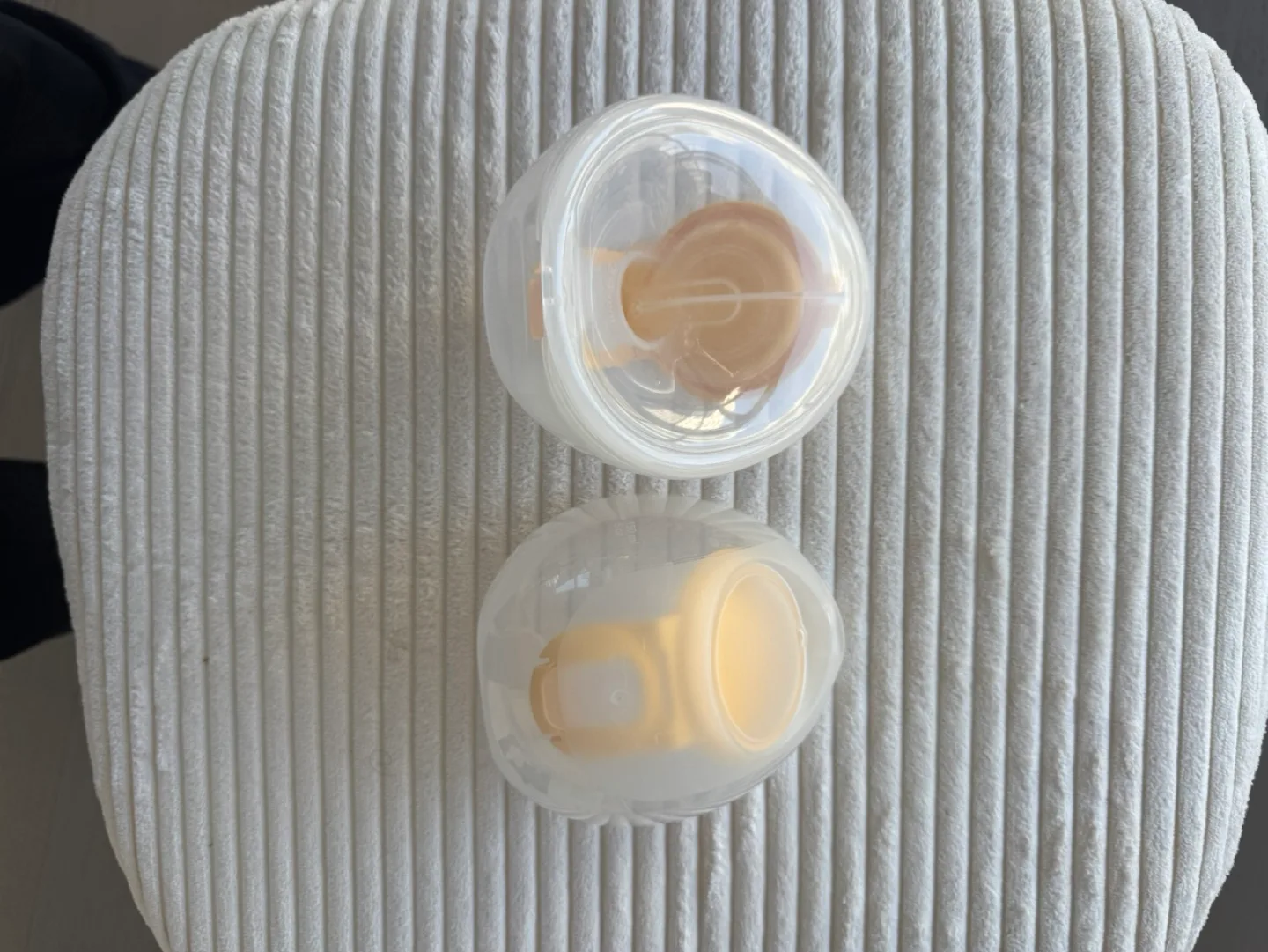 Medela hands free cups thumbnail