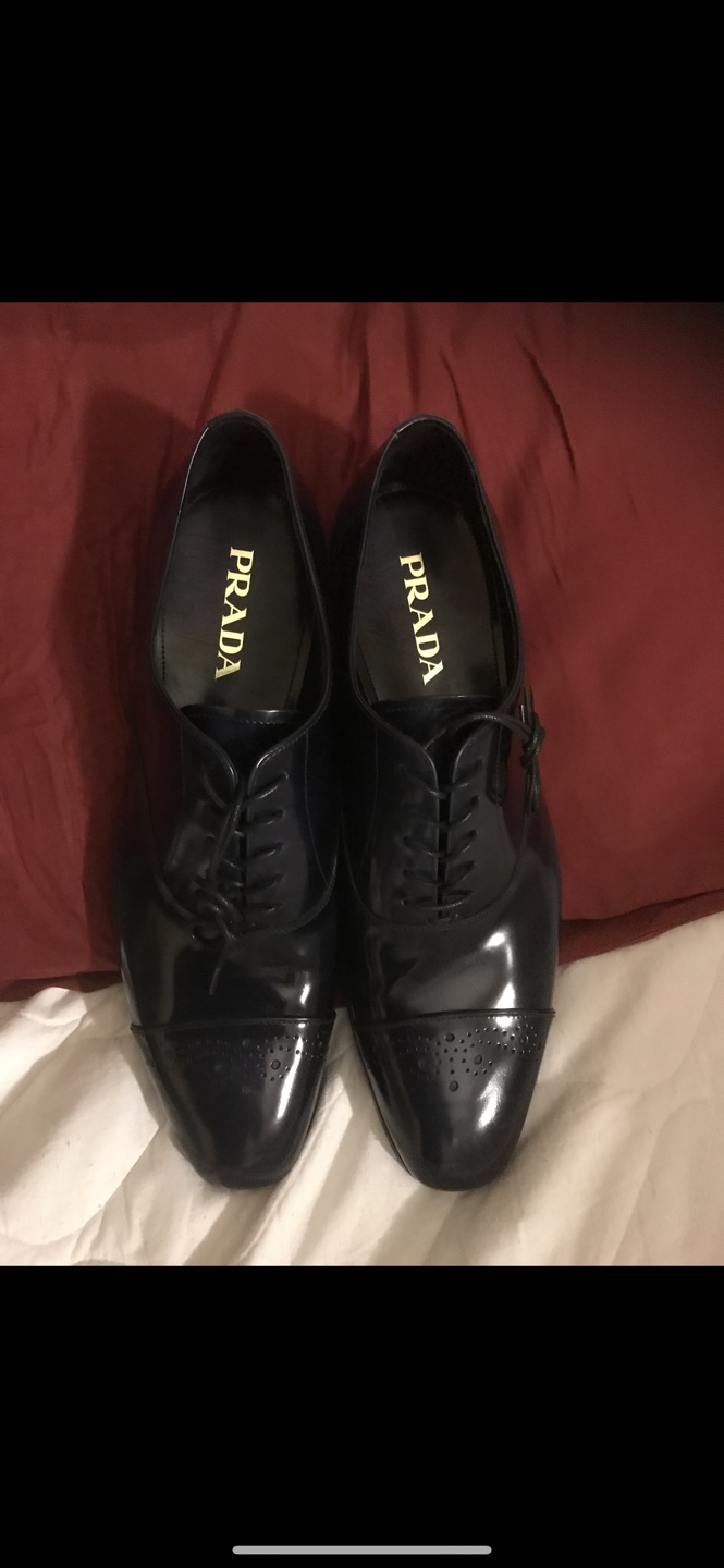 Men's Prada Leather Oxford Shoes