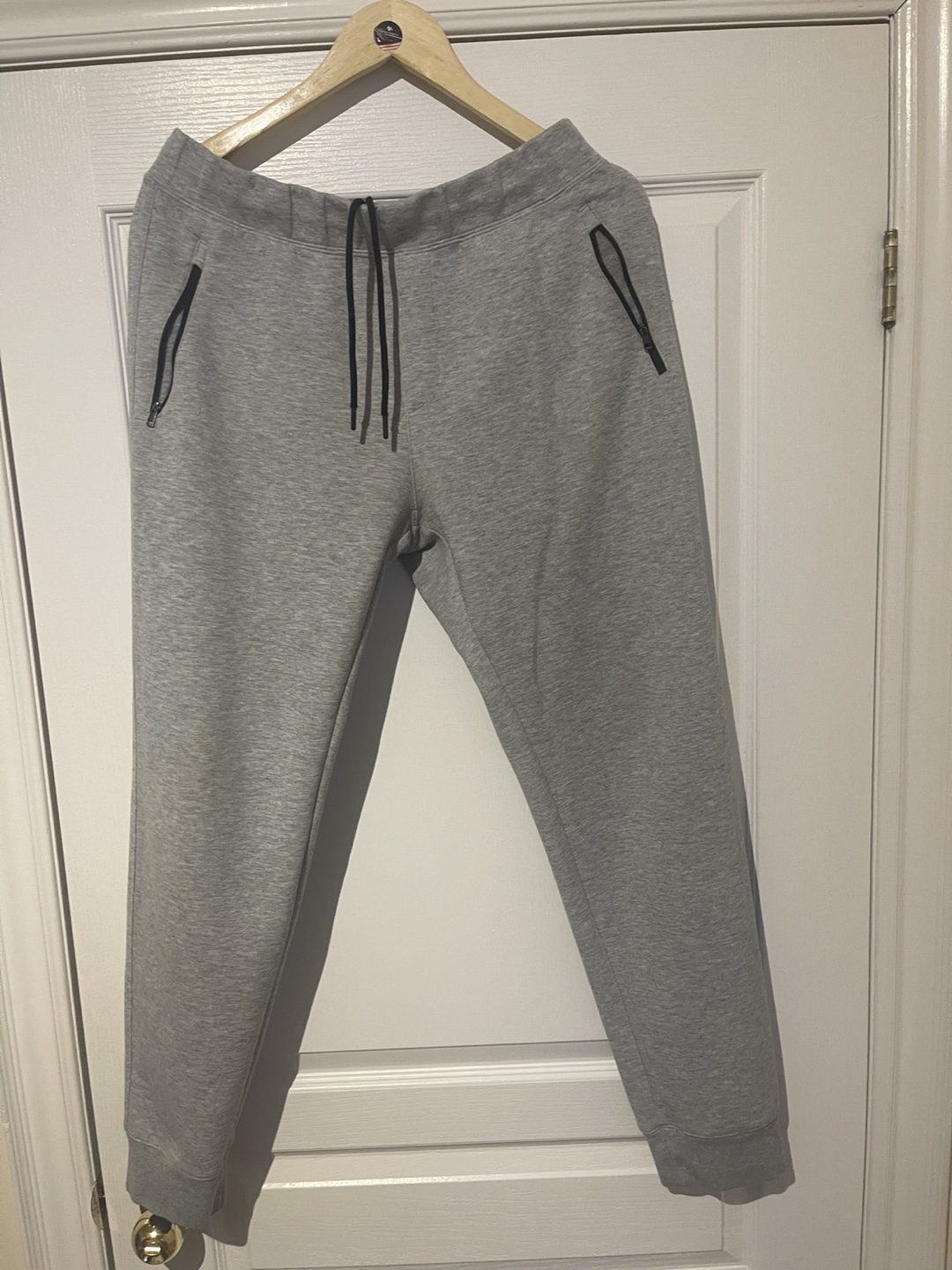 Men's Grey Joggers and Zip-Up Hoodie Set - photo 2