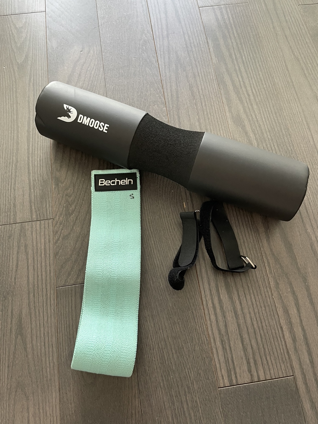 Workout set - hip thrust pad, resistance band, ankle straps
