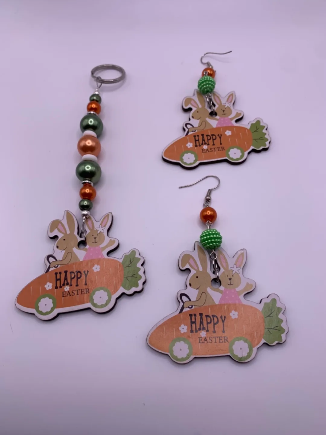 Easter Bunny & Chick Keychains & Earrings image indicator(2)