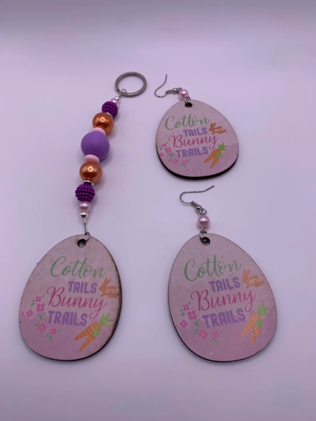 Easter Bunny & Chick Keychains & Earrings image indicator(7)