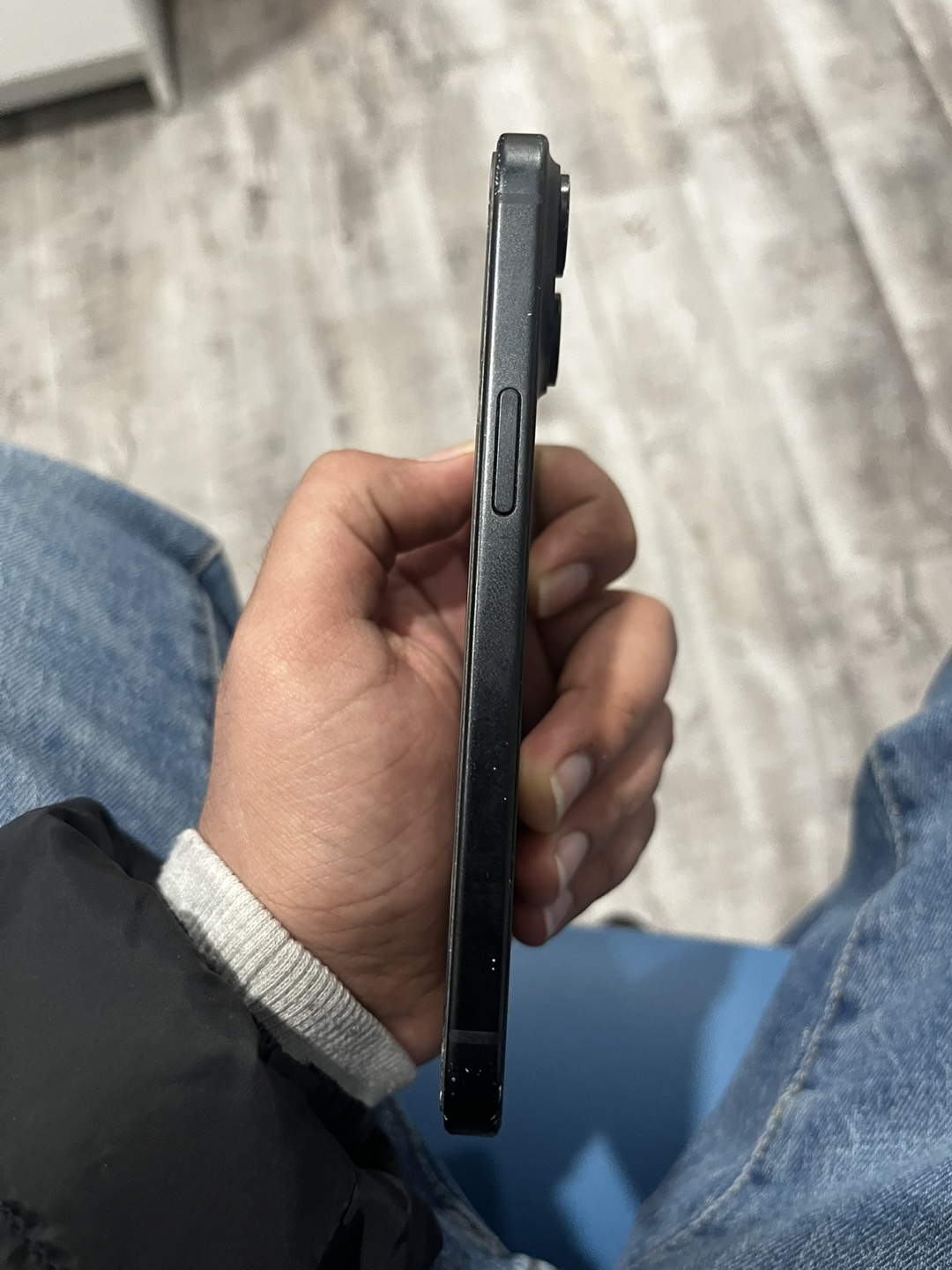 Iphone 15 - photo 4