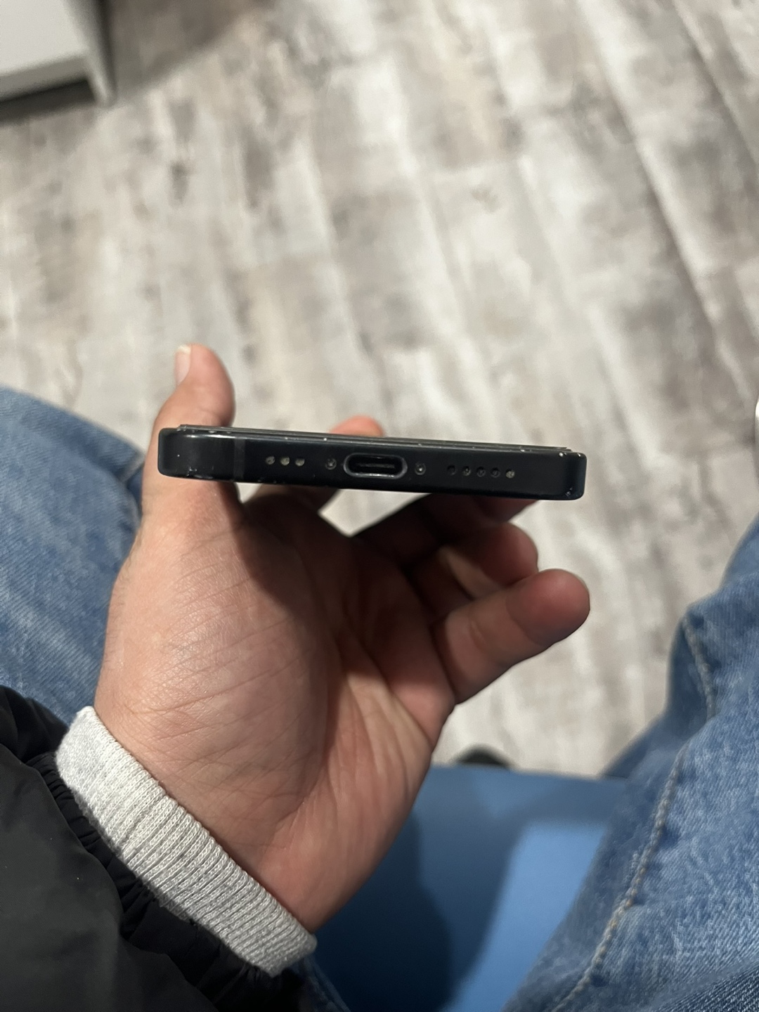 Iphone 15 - photo 3