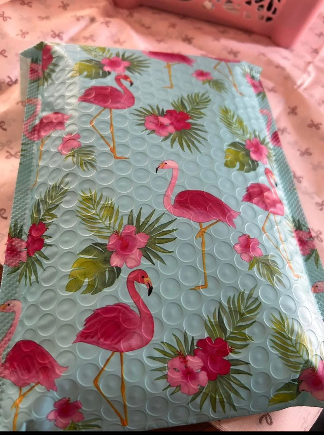 Pink & Pastel Makeup Goodie Bag image indicator(2)