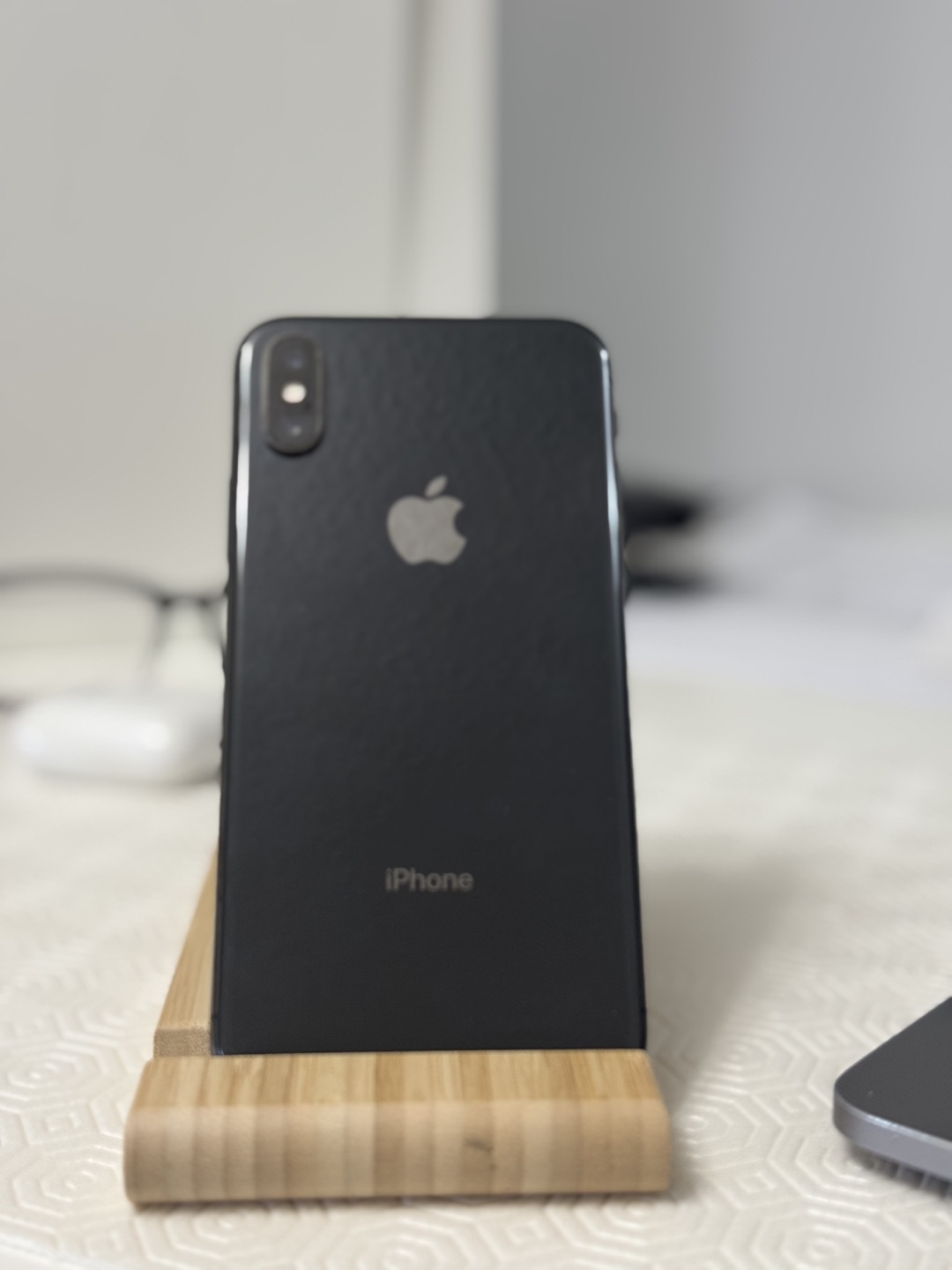 iPhone X - Black - Used - photo 4