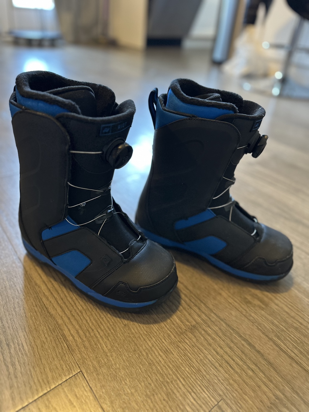 Ride RIOT Snowboard Boots - US size 8 - photo 2