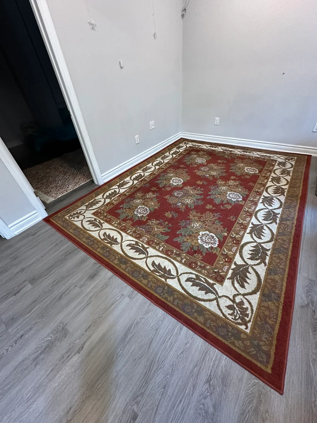 Large Red Floral Area Rug thumbnail