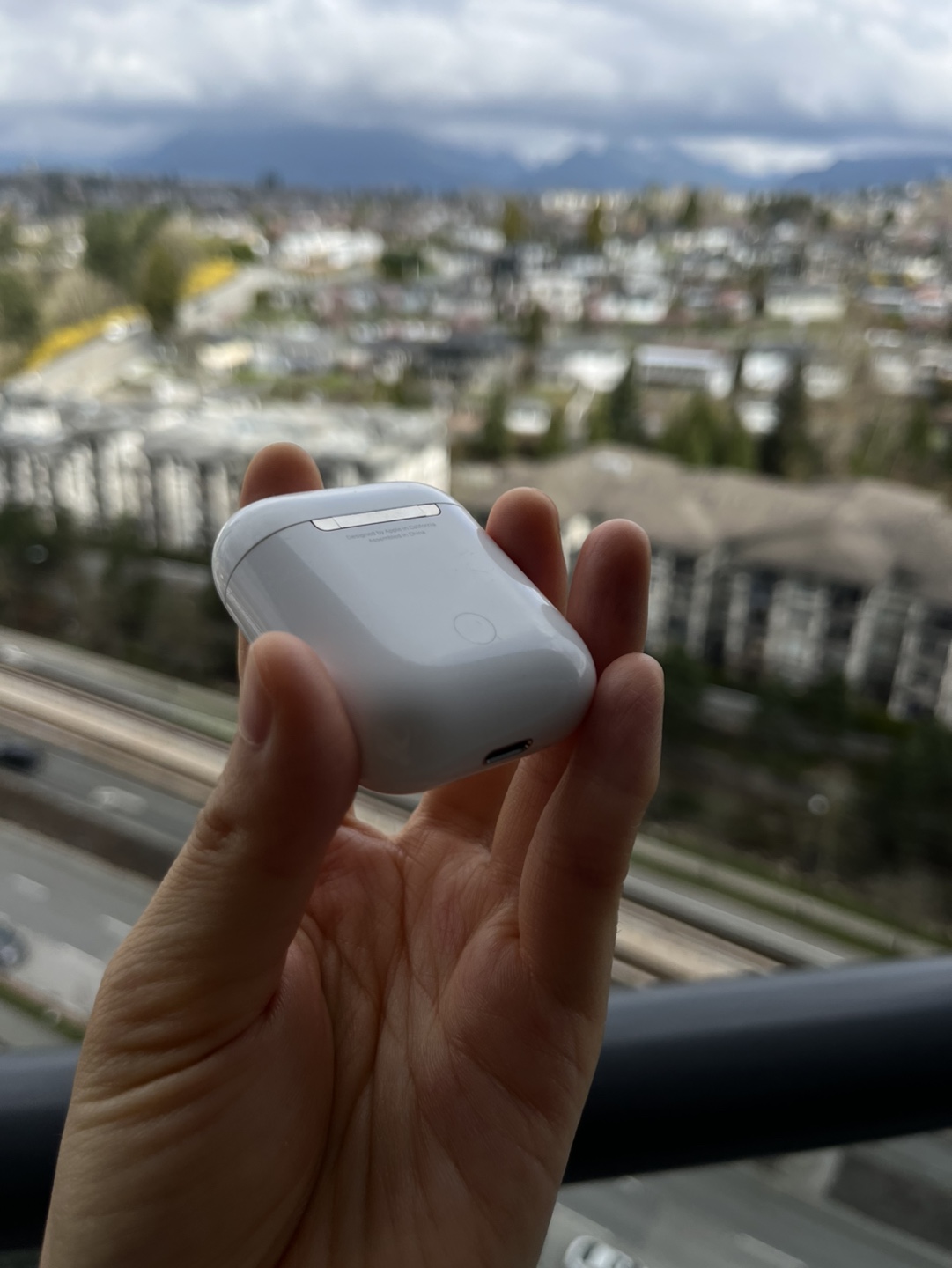 AirPods 2nd Generation - photo 2