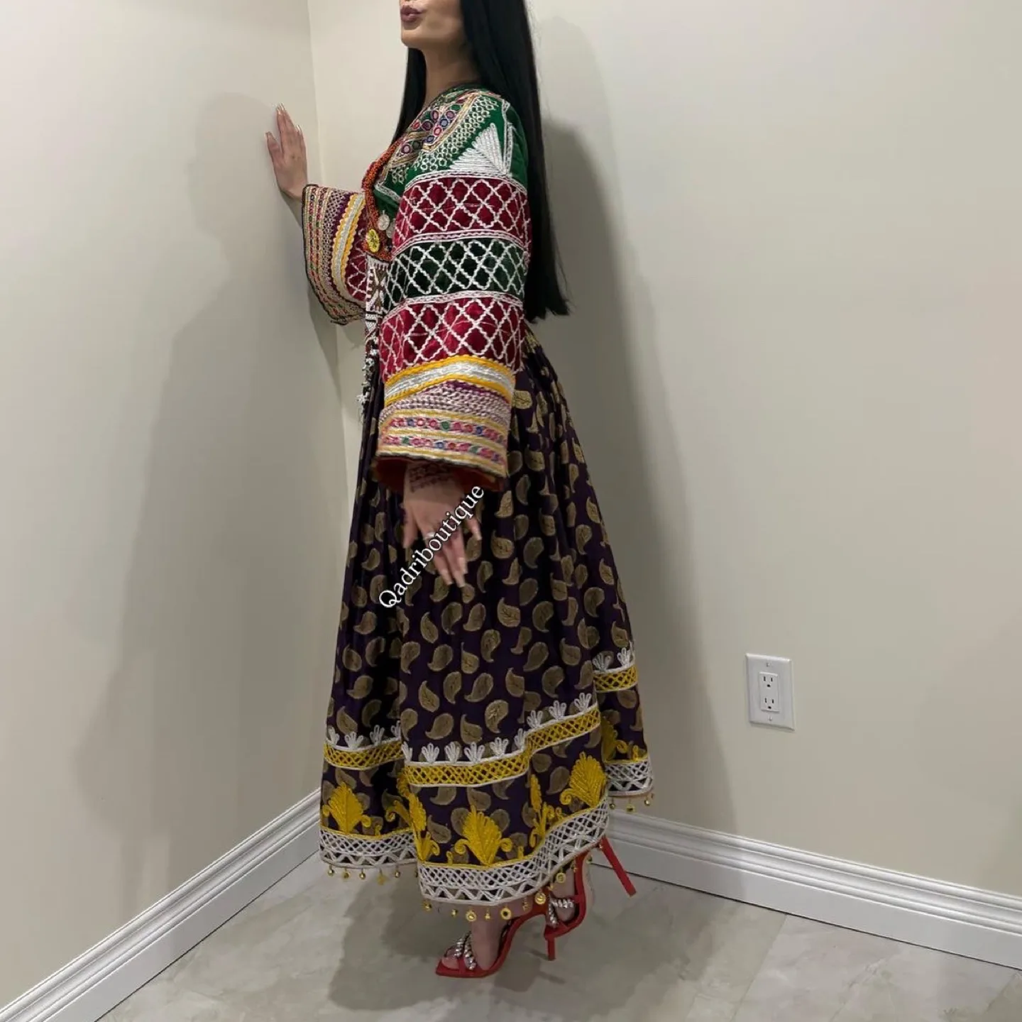 Stunning Hand-Embroidered Pakistani Dress image indicator(3)