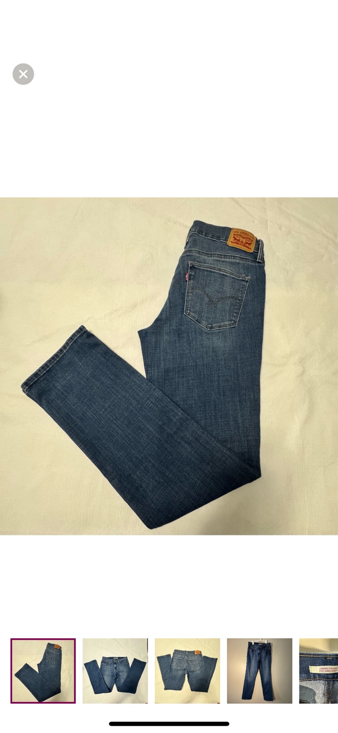 Levi's Women's Slimming Straight Jeans - Size 29