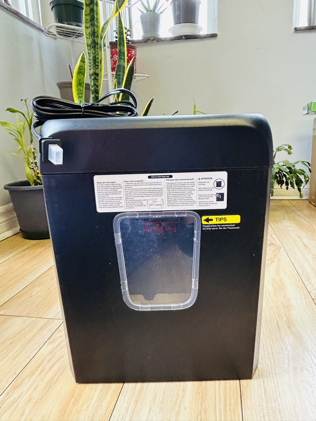 Bonsai 6-Sheet Cross-Cut Paper Shredder - New in Box - photo 2