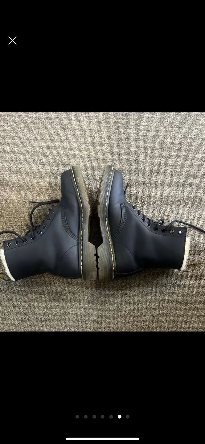 DR. MARTENS 1460 Serena faux fur lined lace up boots size 37 image indicator(6)