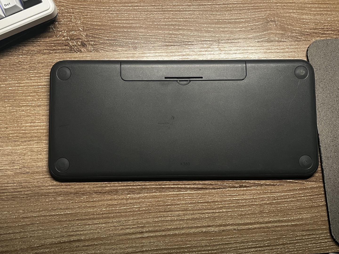 Logitech K380 Wireless Multi-Device Bluetooth Keyboard - photo 2