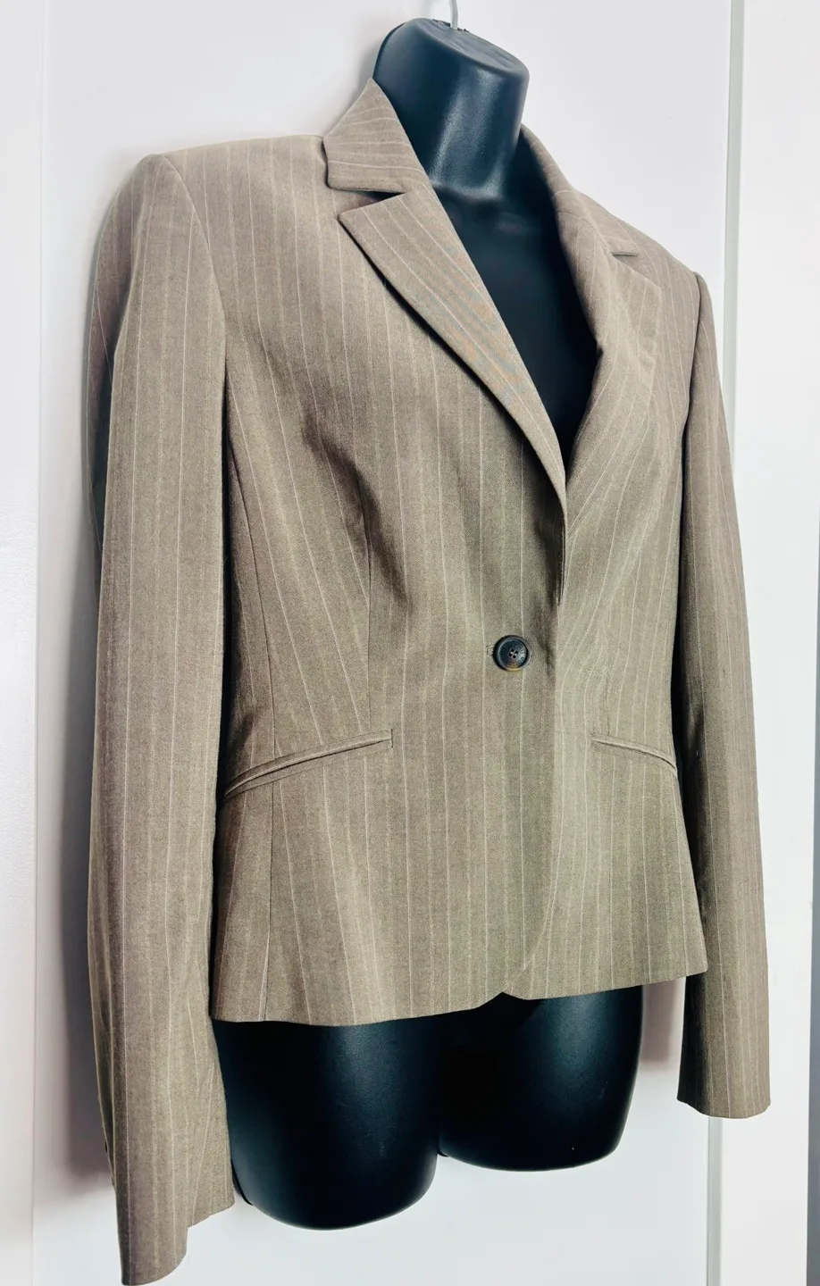 Esprit Tan and Pink Pinstripe Blazer -BNWOT image indicator(3)