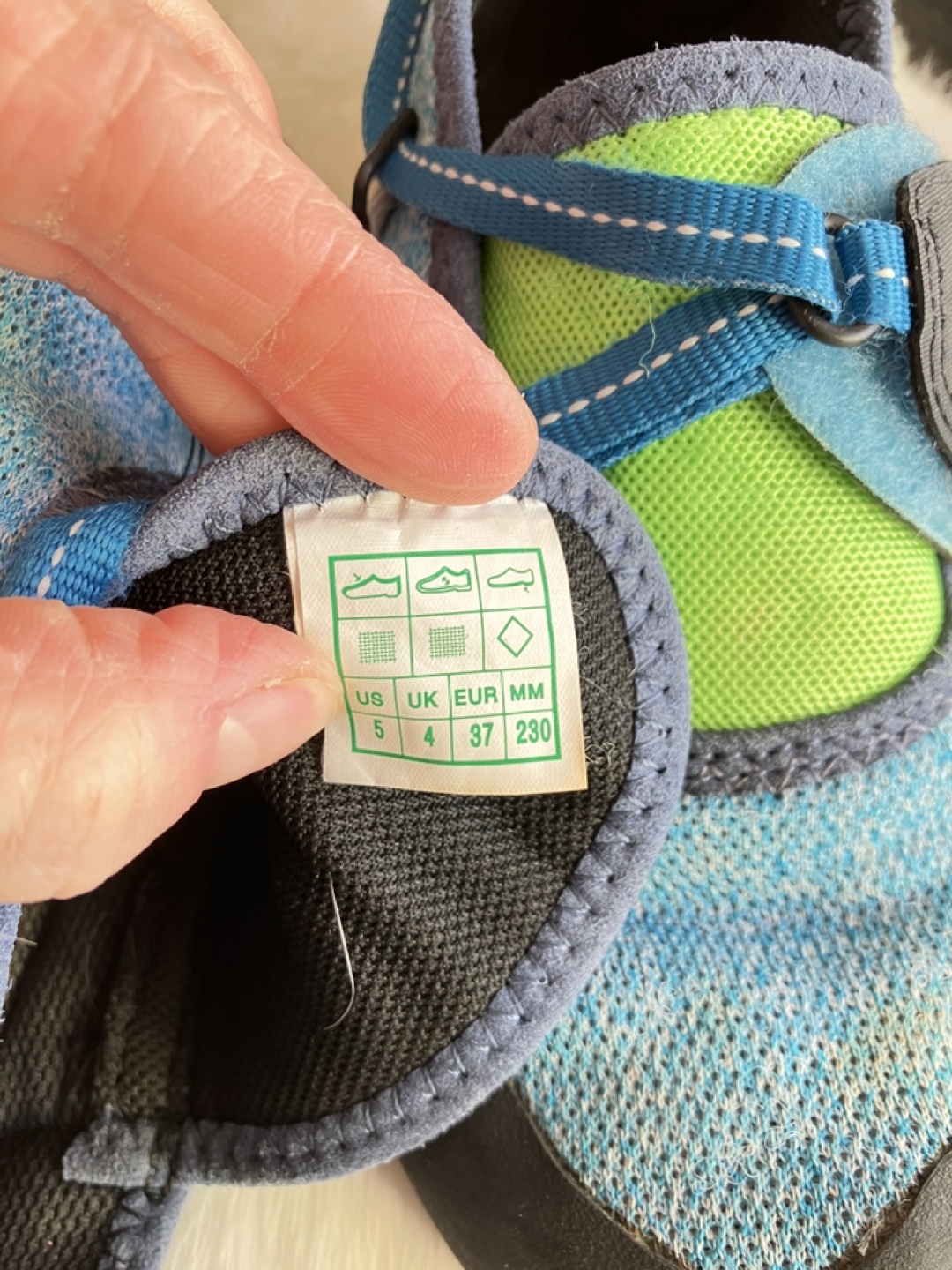 Evolv Kids' Climbing Shoes - Size US 5 - photo 2