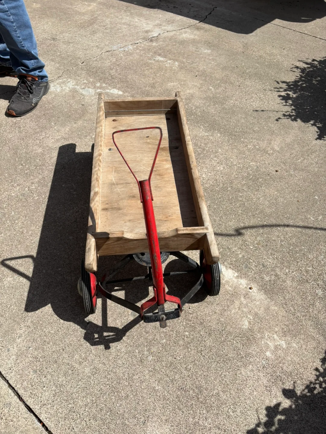 Vintage Jetliner 32" Wagon image indicator(2)