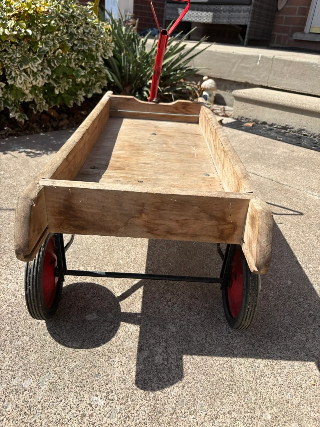 Vintage Jetliner 32" Wagon image indicator(5)