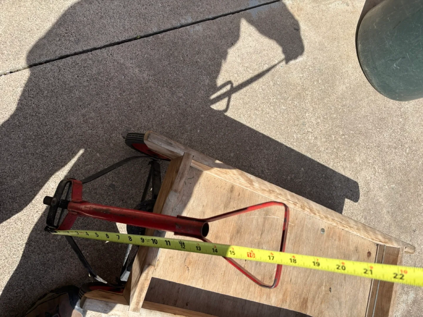 Vintage Jetliner 32" Wagon image indicator(9)