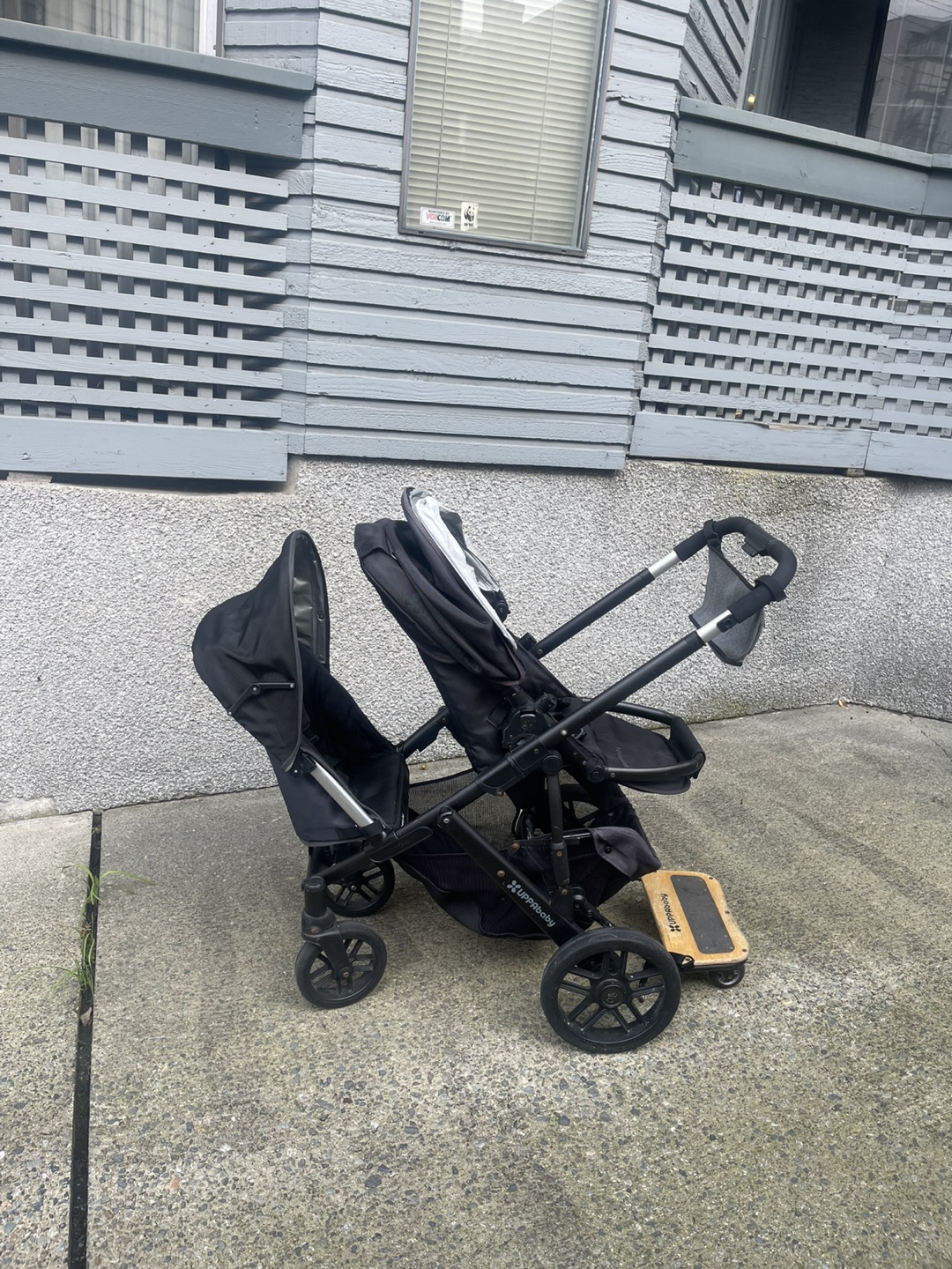 2014 Uppababy Vista V2 Double Stroller with Accessories