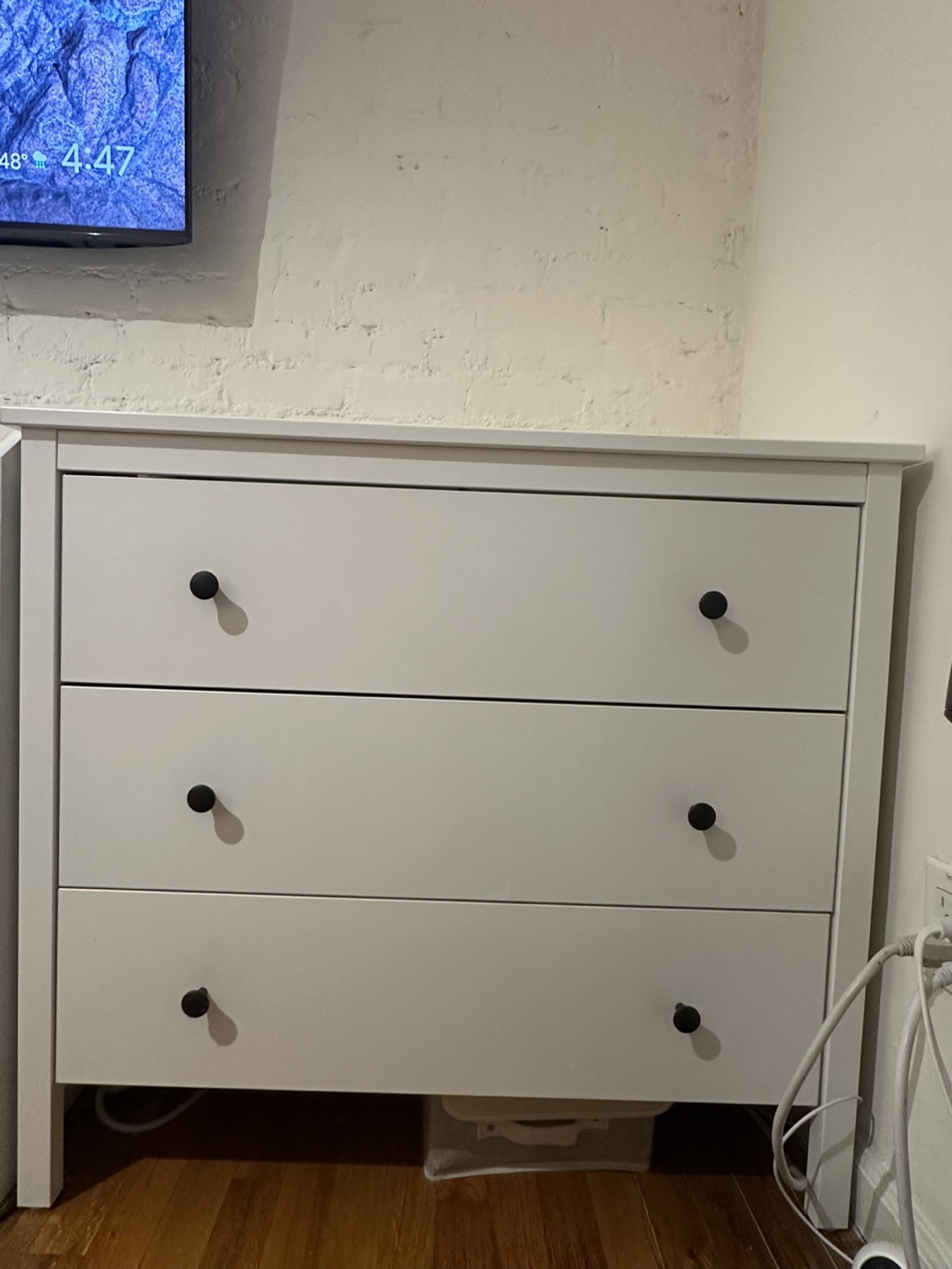 White 3-Drawer Dresser - photo 2