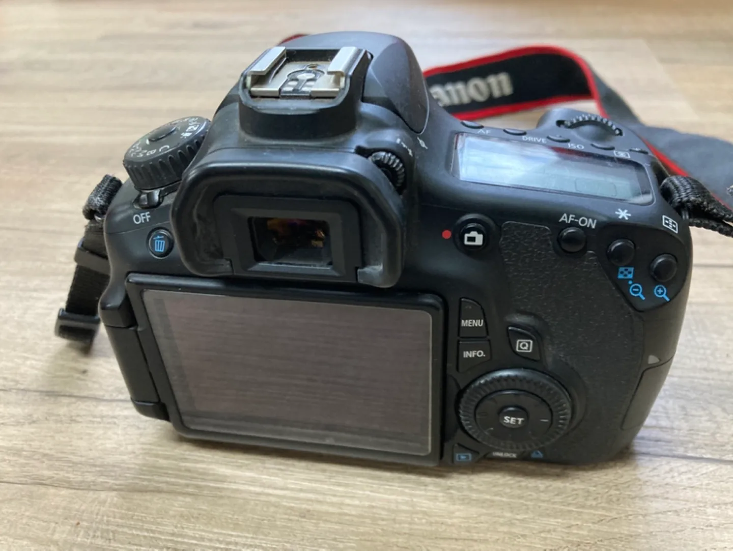 Canon EOS 60D DSLR Camera image indicator(2)
