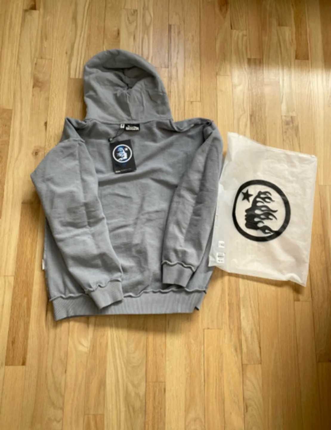 ‼️(NEGOTIABLE) Hellstar Future Flame Hoodie image indicator(3)